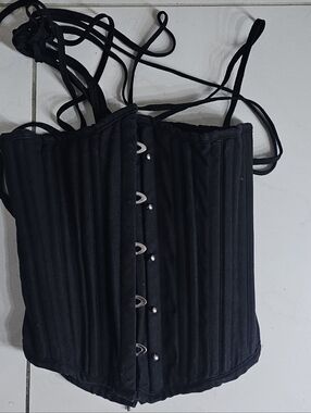 Steel Boned Corset – Waist Training / Hourglass Shape Xs